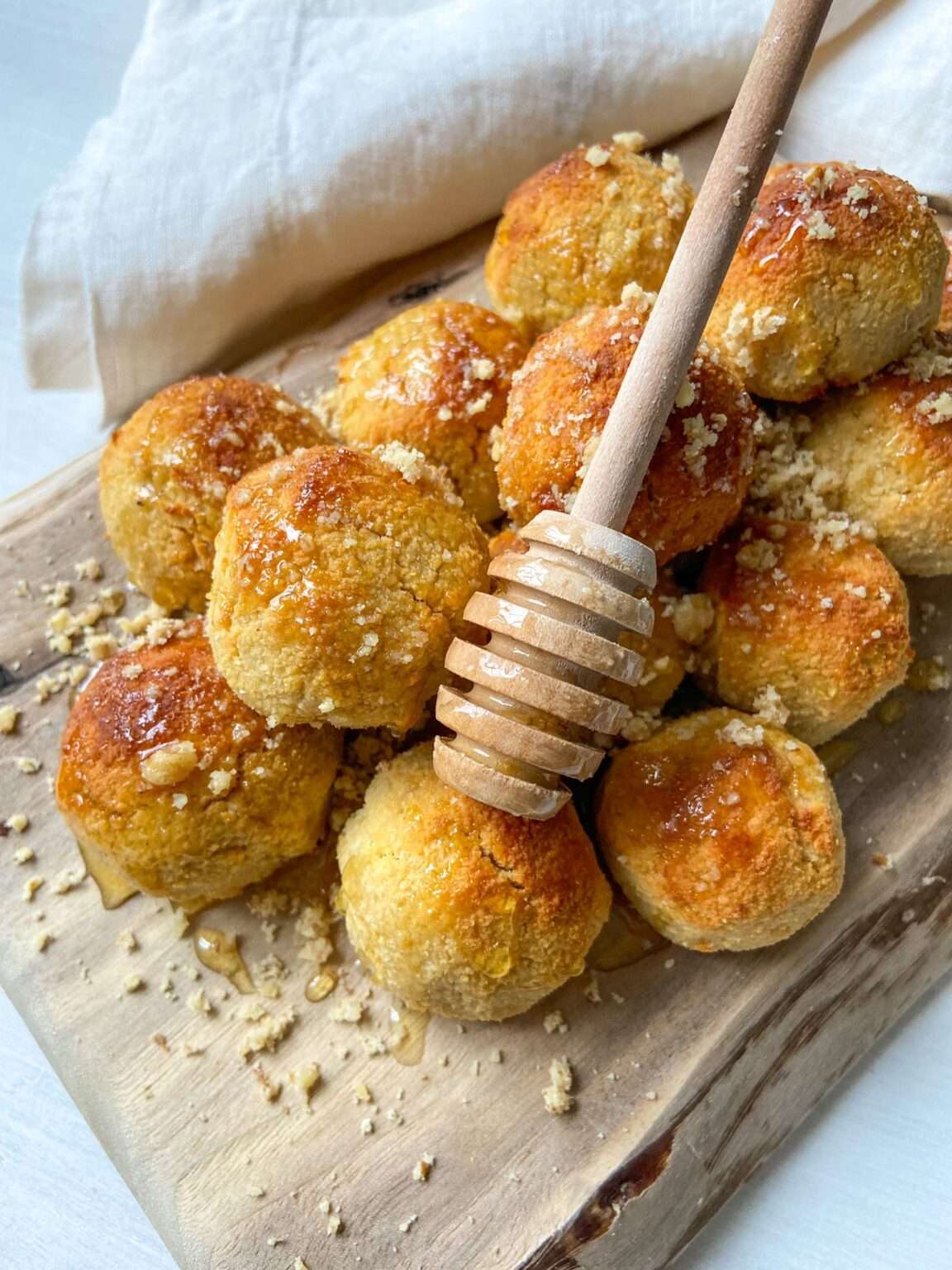 3 Ingredient Almond Honey Cookies The Modern Nonna